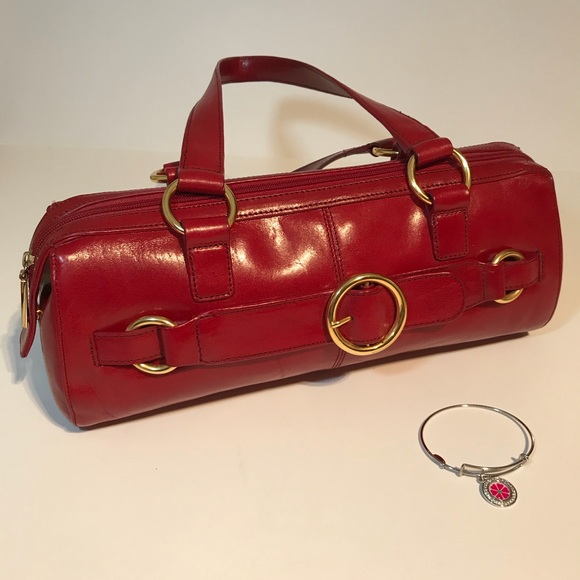HOBO Handbags - HOBO INTL Red Leather Shoulder Bag